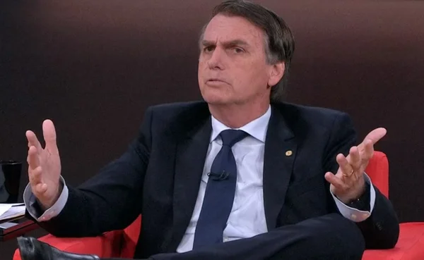 Com Bolsonaro, Aliança pelo Brasil colhe assinaturas em Brasília