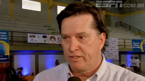 Comentarista da ESPN publica nude sem querer nas redes e viraliza