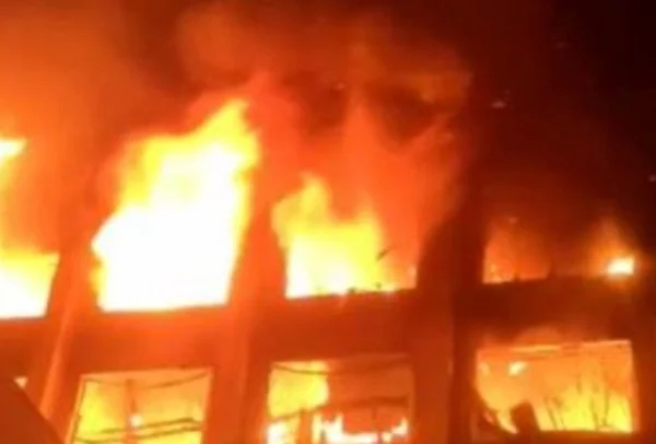 RS: bombeiros desaparecem durante incêndio na Secretaria de Segurança