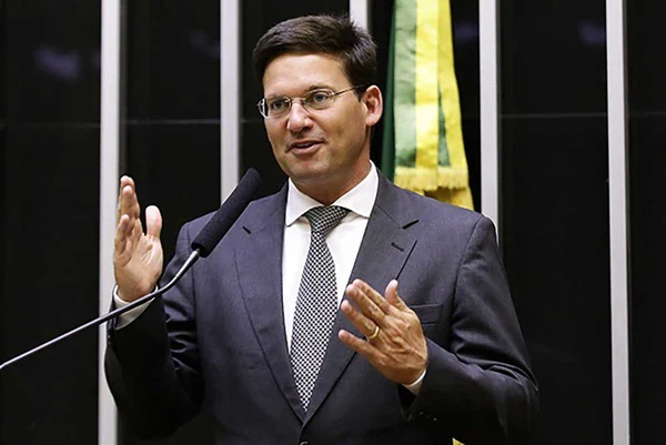 João Roma diz que Auxílio Brasil será um programa