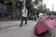 Pessoas em dia frio em São Paulo
