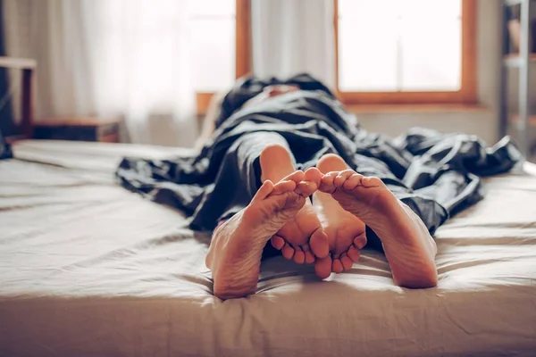 Inverno só lá fora: 3 vezes que a coluna deu dicas quentes de sexo