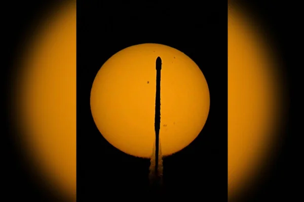 Jay Castro, fotógrafo credenciado pela NASA, contou ao Metrópoles sobre a experiência de capturar mais um lançamento do foguete de Elon Musk - Metrópoles