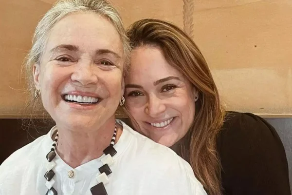 Regina Duarte e Gabriela Duarte atuarão como mãe e filha após brigas - destaque galeria Regina Duarte e Gabriela Duarte atuarão como mãe e filha após brigas - destaque galeria