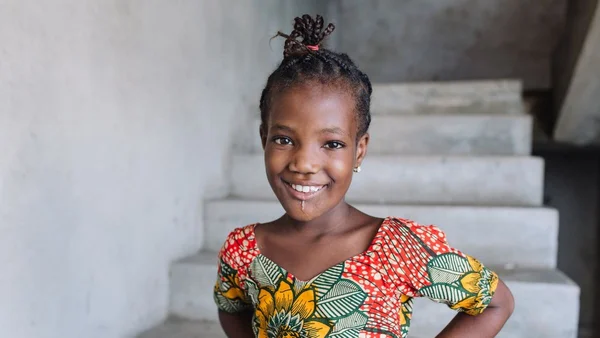Aos 10 anos, garota pode voltar a sorrir após remoção de tumor facial