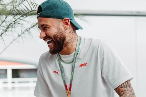 Neymar tem vitória judicial sobre construção do lago artificial