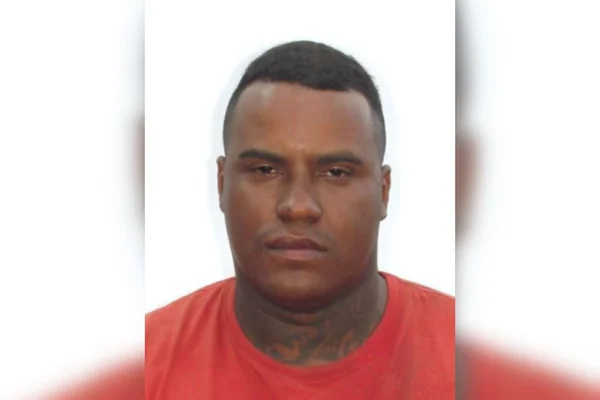 Homem morre em confronto com a PMGO após atirar em vizinho no Entorno