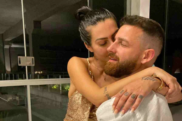 Cleo se casa em segredo nesta sexta. Vem saber tudo sobre a união
