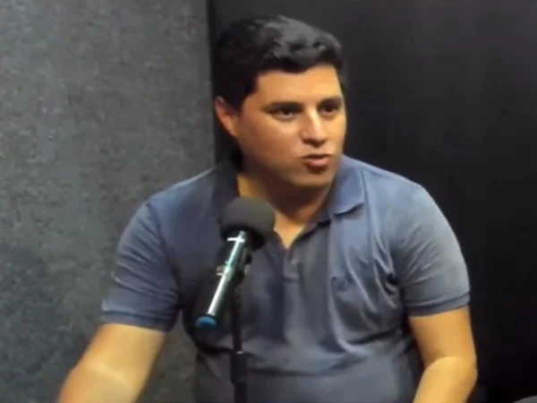 Jornalista e pré-candidato a prefeito é morto a tiros no Guarujá
