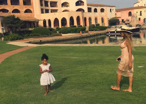 Família Carter na Itália: confira fotos de Beyoncé, Jay-Z e Blue Ivy de férias