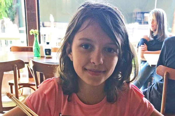No hospital, menina que sofreu queda de 25 metros sonhou que caía
