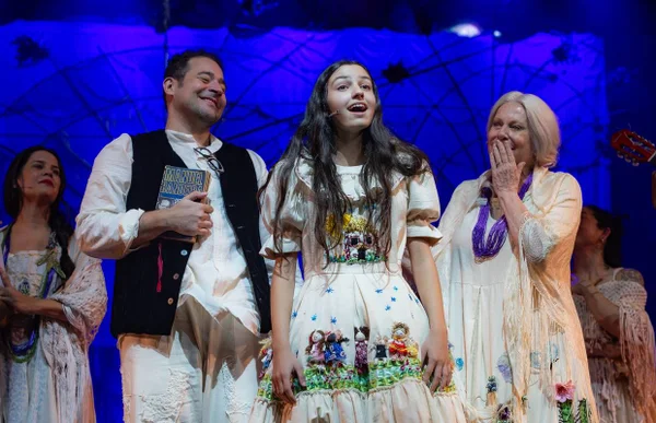Lucinha Lins teve medo de interpretar Fafá de Belém em musical - destaque galeria