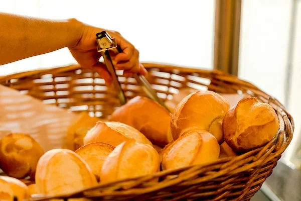 5 recheios para acrescentar no pão de sal se quiser emagrecer
