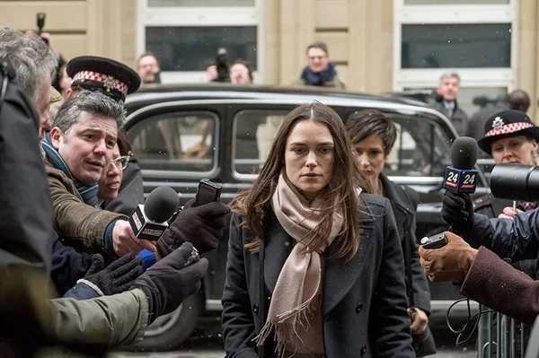 Crítica: Keira Knightley tenta evitar guerra em Segredos Oficiais