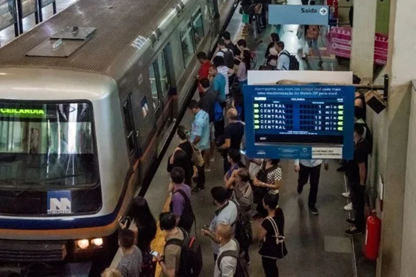 Metrô-DF / Metrópoles