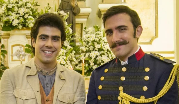 Orgulho e Paixão: Luccino e Otávio têm noite de amor no fim da novela