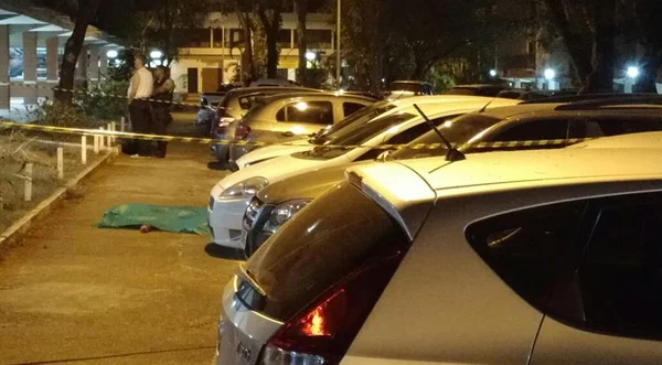 Vídeo mostra momento em que servidora do MinC cai morta em assalto