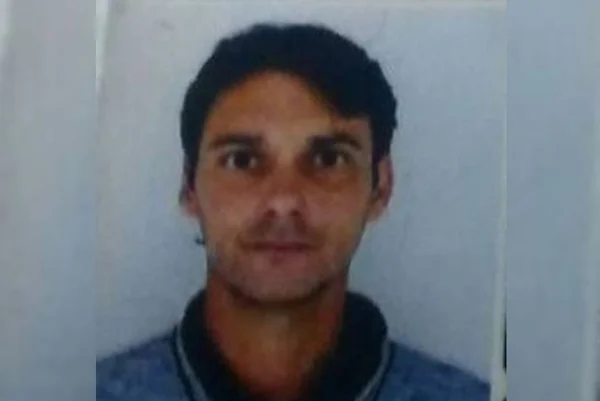 Cesar Sinigalha Alvares é apontado pela polícia como "armeiro" do Comando Vermelho