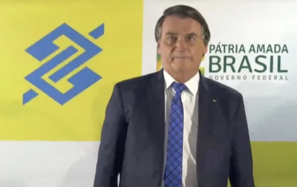 Milhares de Pix de R$ 0,01 a Bolsonaro travam conta da campanha no BB