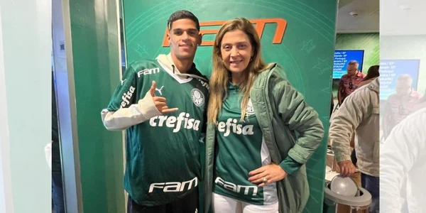 Presidente do Palmeiras posta foto com Luva de Pedreiro em clássico