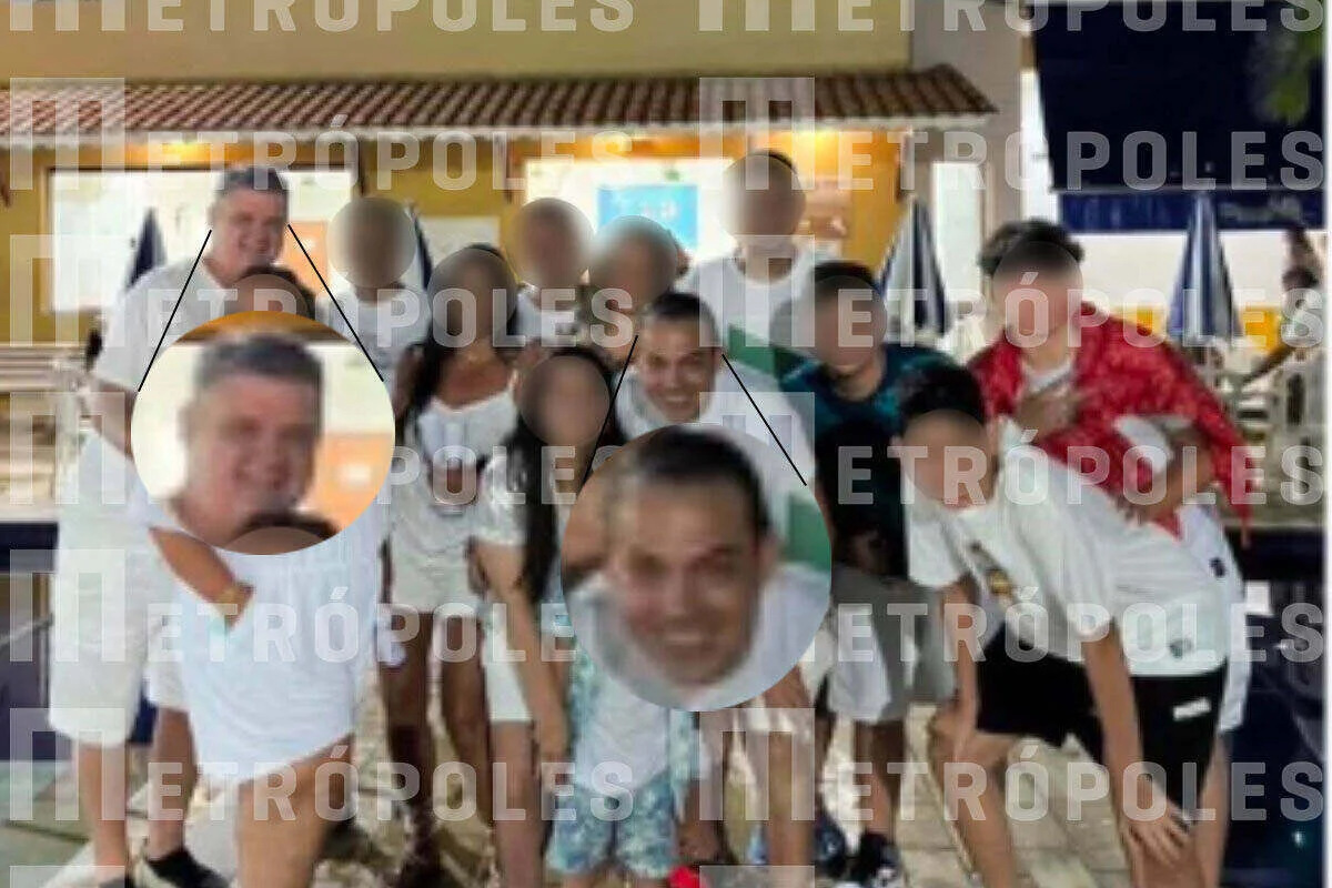 Coronel da reserva Pereira Martins (esq em destaque) e Cléber Azevedo dos Santos Coronel da reserva Pereira Martins (esq em destaque) e Cléber Azevedo dos Santos