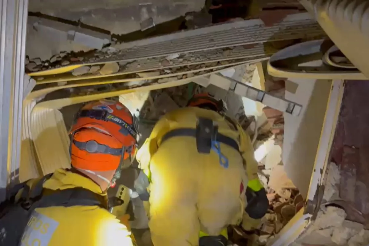 Bombeiros de SP ajudam a encontrar 6 vítimas no terremoto da Venezuela