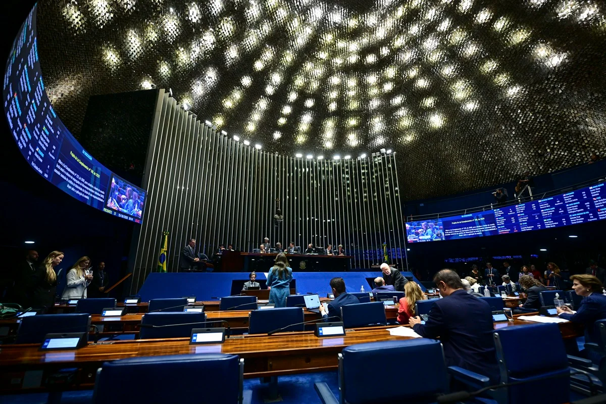 Senado aprova "OAB da Medicina" e texto vai à sanção