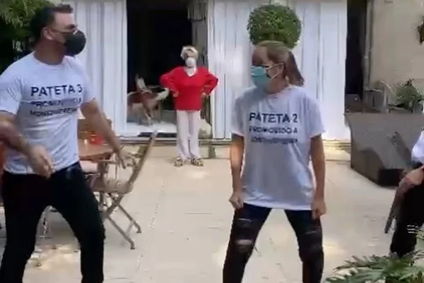 Com Covid-19, Ana Maria Braga ganha surpresa de amigos em casa