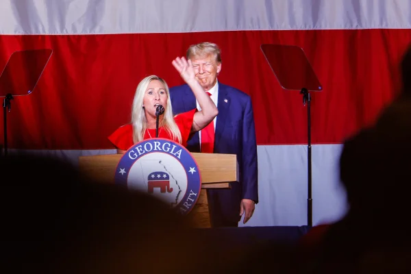Marjorie Taylor Greene e Donald Trump
