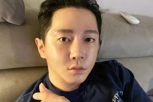 Rapper coreano J. Yoon é encontrado morto aos 38 anos