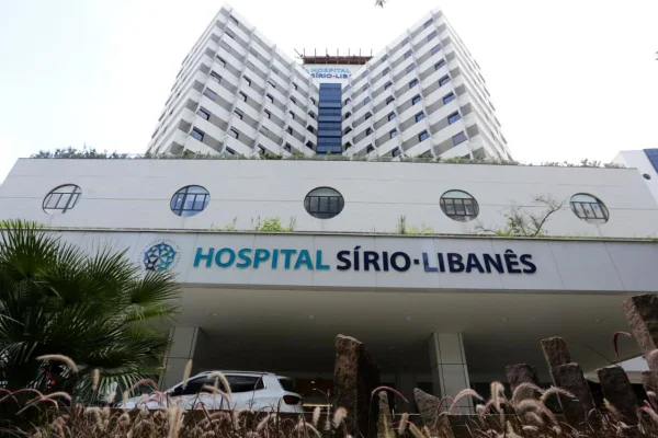 Hospital Sírio Libanês, no bairro da Bela Vista, nesta manhã de terça-feira (08)