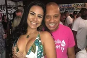 Paula Cardoso e Anderson Leonardo posam juntos e sorridentes Paula Cardoso e Anderson Leonardo posam juntos e sorridentes