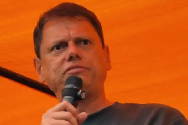 Tarcisio de Freitas em vídeo de campanha de 7 de Setembro - Metrópoles