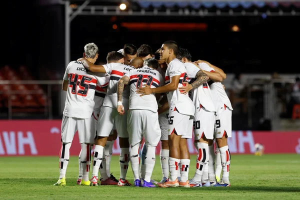 Na luta contra rebaixamento, São Paulo encara Palmeiras no Choque-Rei