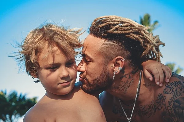Neymar diz que Davi Lucca foi chamado de “filho de estuprador”