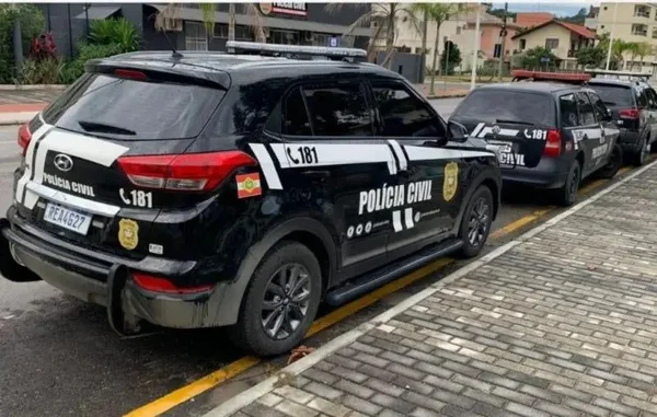 Carros da Polícia Civil - SC
