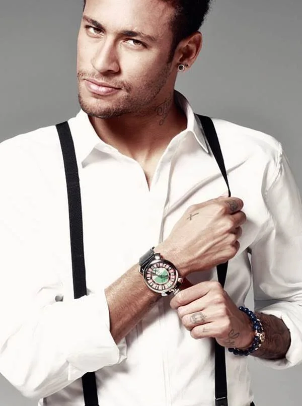 Neymar, adepto das transformações, muda de novo o visual. Confira - imagem 2 Neymar, adepto das transformações, muda de novo o visual. Confira - imagem 2