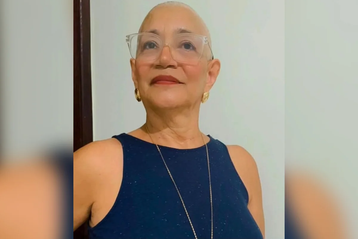 "Ter que raspar o cabelo é terrível. Sou vaidosa, amo escovar os cabelos, então foi algo extremamente difícil", contou Fátima "Ter que raspar o cabelo é terrível. Sou vaidosa, amo escovar os cabelos, então foi algo extremamente difícil", contou Fátima
