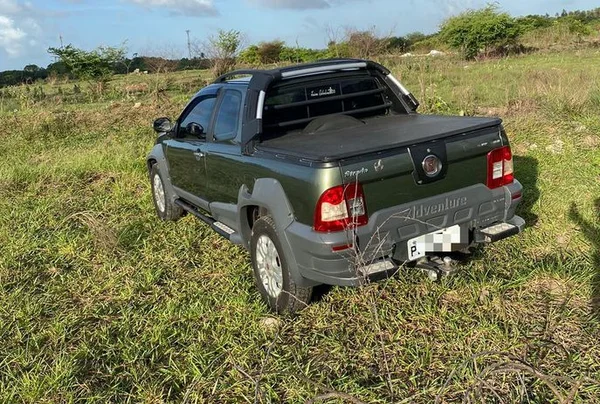 Idoso tem carro roubado em PB