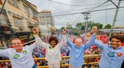 Presidente Lula, o candidato ao governo do RJ, Eduardo Paes (PSD), e os candidatos ao Senado Benedita da Silva (PT) e Pedro Paulo (PSD) Presidente Lula, o candidato ao governo do RJ, Eduardo Paes (PSD), e os candidatos ao Senado Benedita da Silva (PT) e Pedro Paulo (PSD)