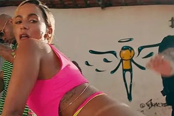 Justiça condena clipe de Anitta por exibir grafite sem autorização