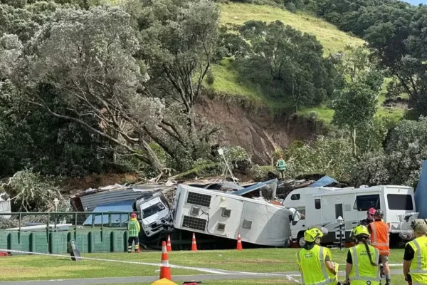 Deslizamento na Nova Zelandia deixa seis pessoas desaparecidas
