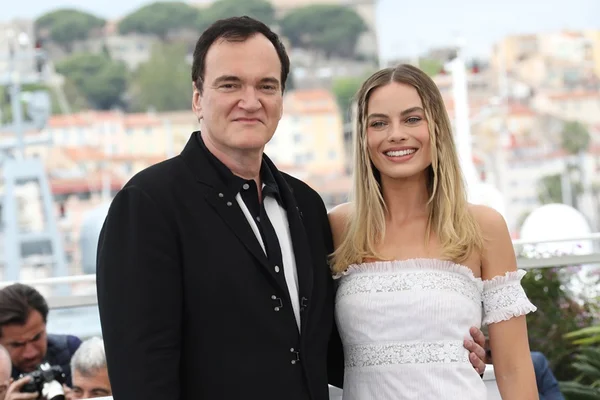 Repórter questiona roteiro de Tarantino em Cannes e diretor se irrita