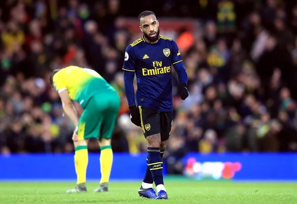 No 1º jogo sem Emery, Arsenal apenas empata com o Norwich