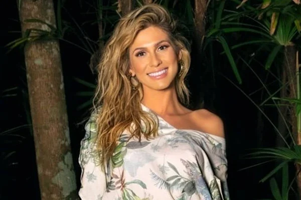 Lívia Andrade e SBT: “Nem terminei a conversa e já fui mandada embora”