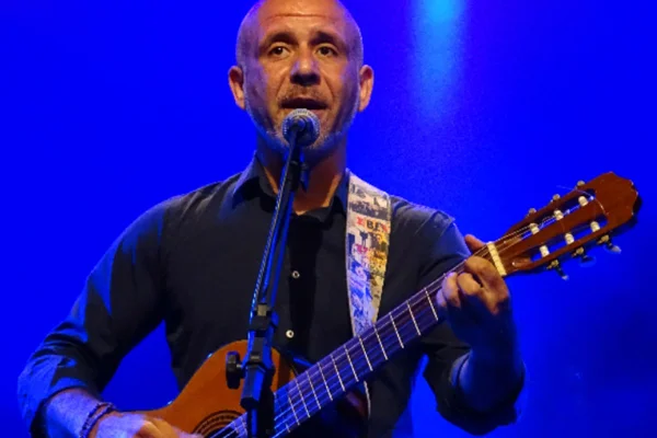 Foto colorida filho Gonzaguinha