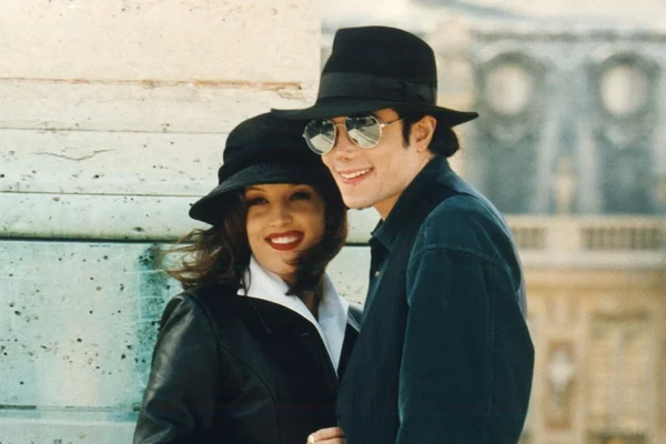Filha de Elvis Presley sobre sexo com Michael Jackson: “Selvagem”