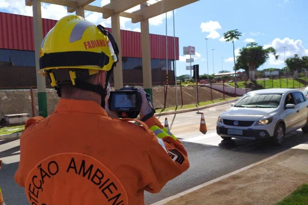 Testes em massa no DF começam por pessoas com sintomas de gripes