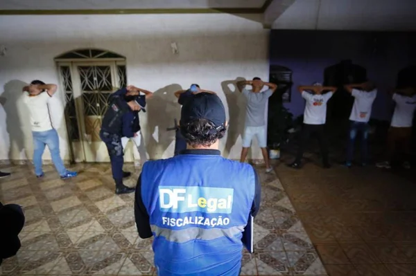 Após confirmar liberação, DF Legal diz que eventos seguem proibidos