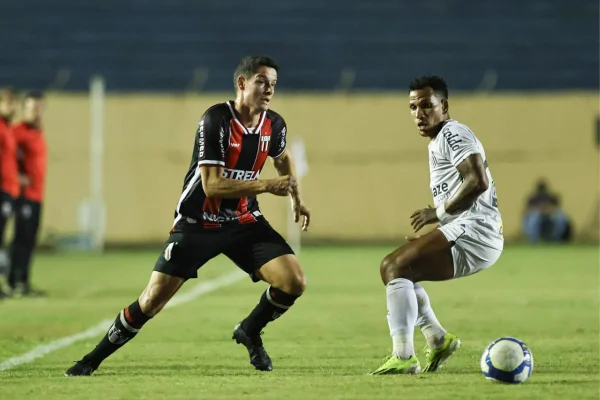 Imagem colorida de Santos e Botafogo-SP - Metrópoles